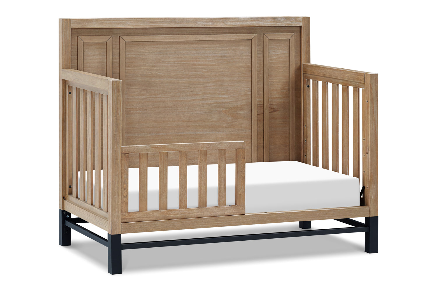 Newbern 4-in-1 Convertible Crib Curve Crib