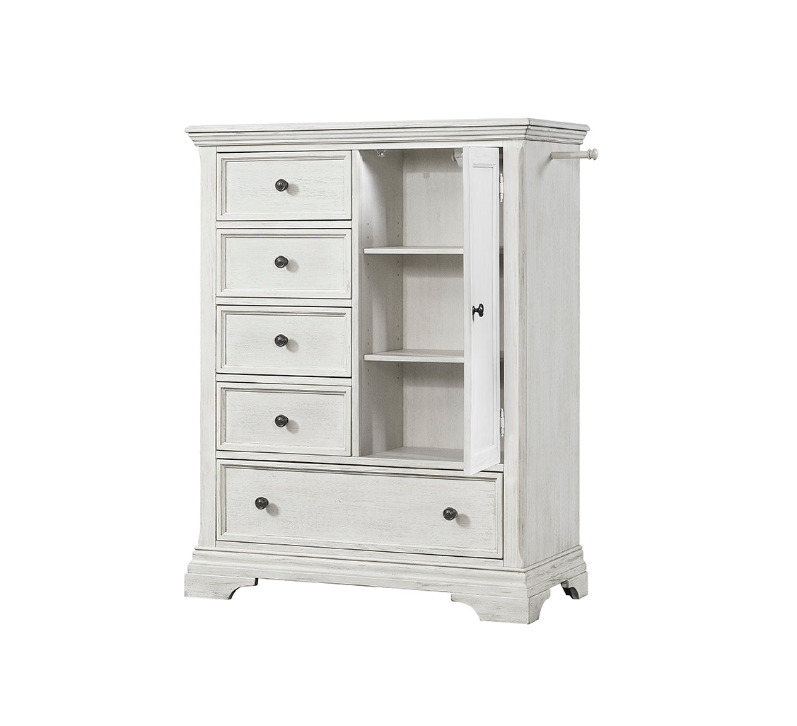 Olivia Chifforobe