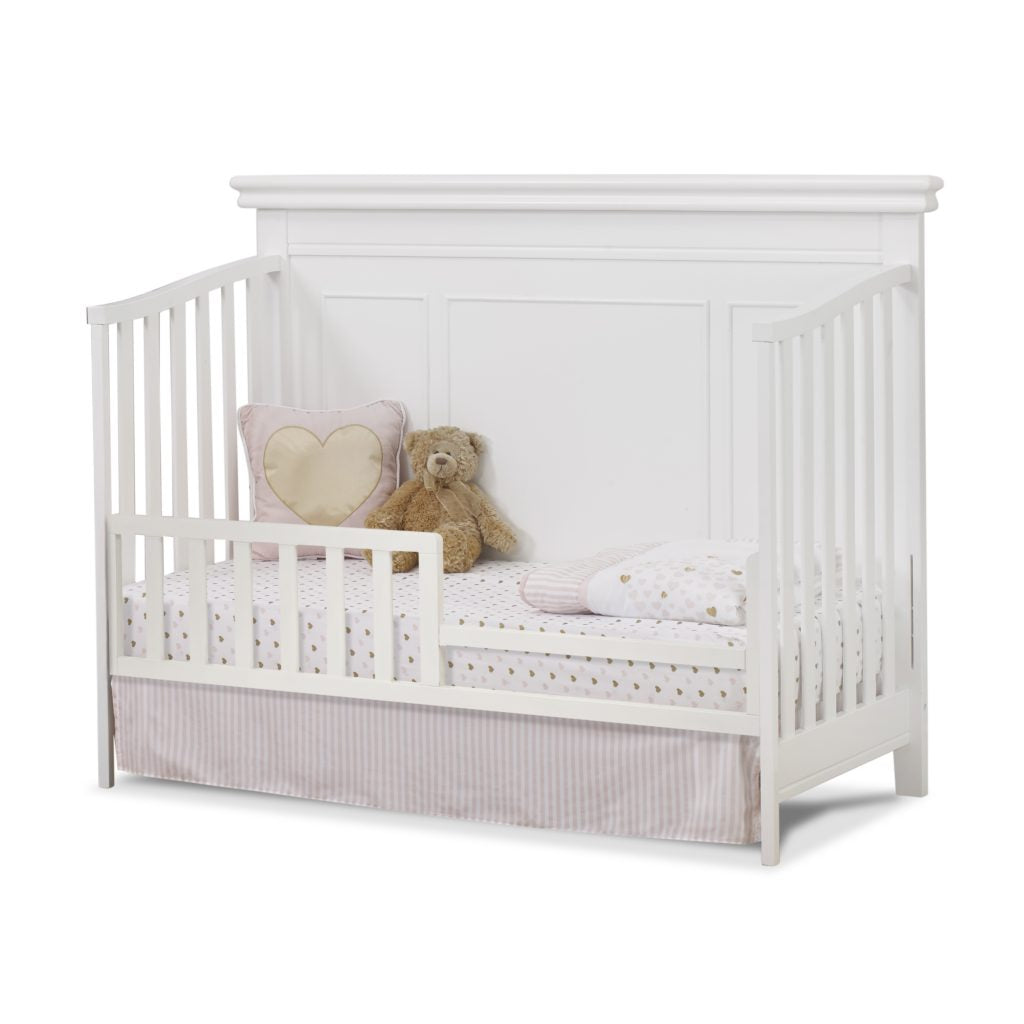 Finley Lux Convertible Crib