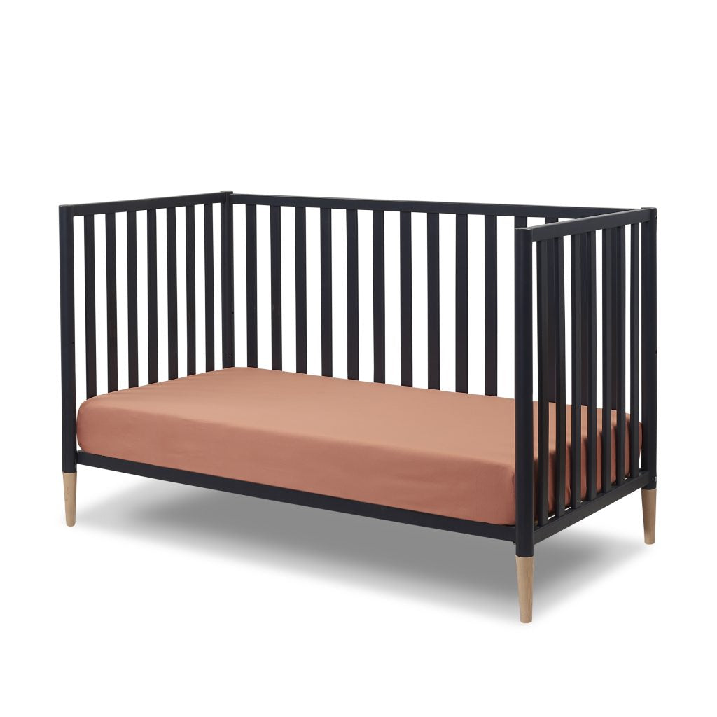 Mia 3-in-1 Convertible Crib