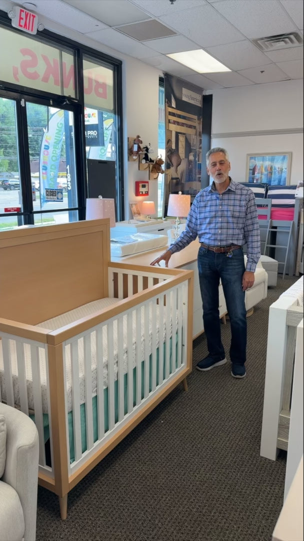 New York Convertible Crib